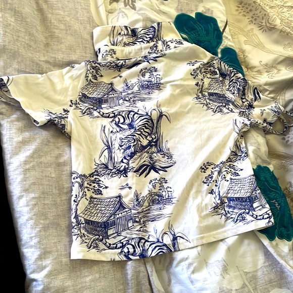 Tropical White and navy blue crop top - Picture 6 of 6